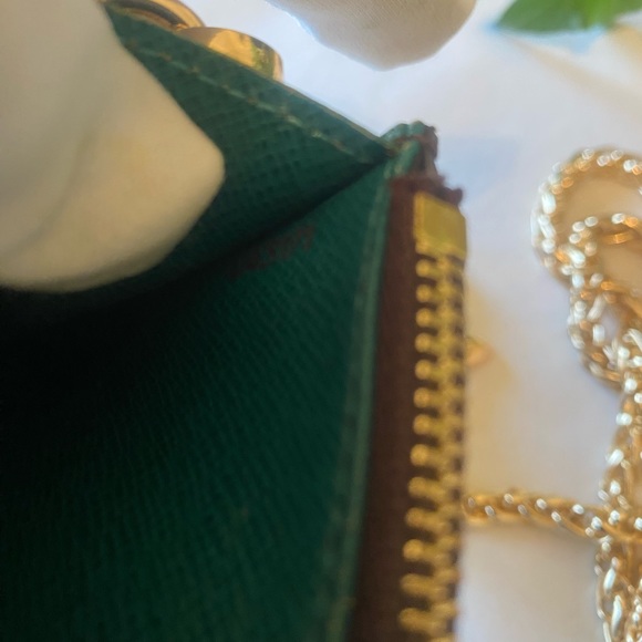 Louis Vuitton Emilie Monogram Wallet on Chain - Picture 7 of 14